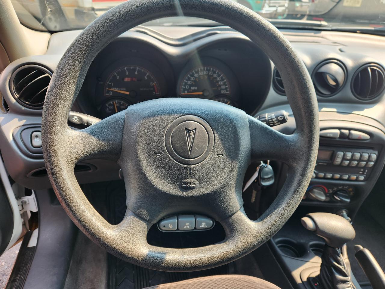 Pontiac Grand Am 4dr Sdn SE1 2001