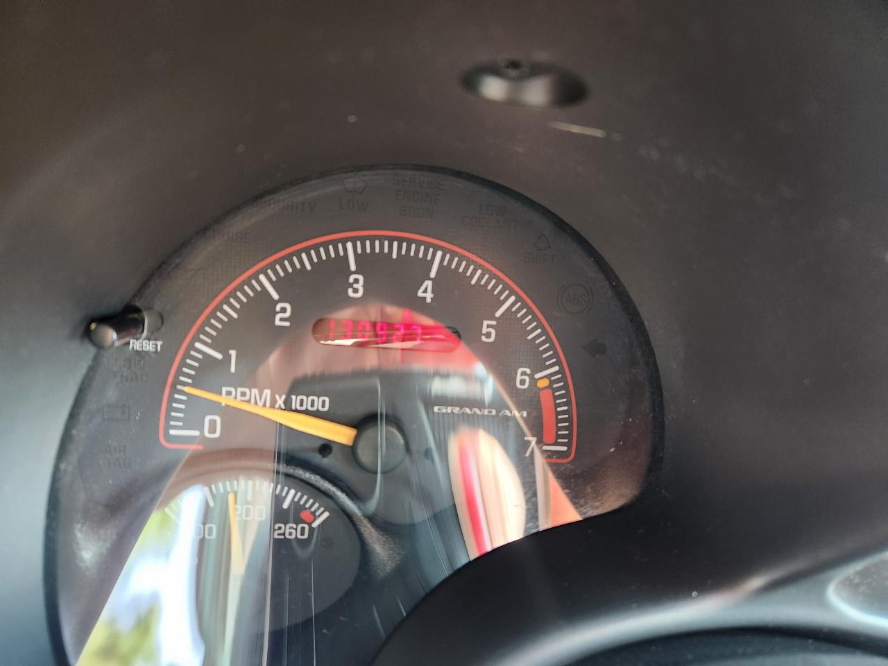 Pontiac Grand Am 4dr Sdn SE1 2001