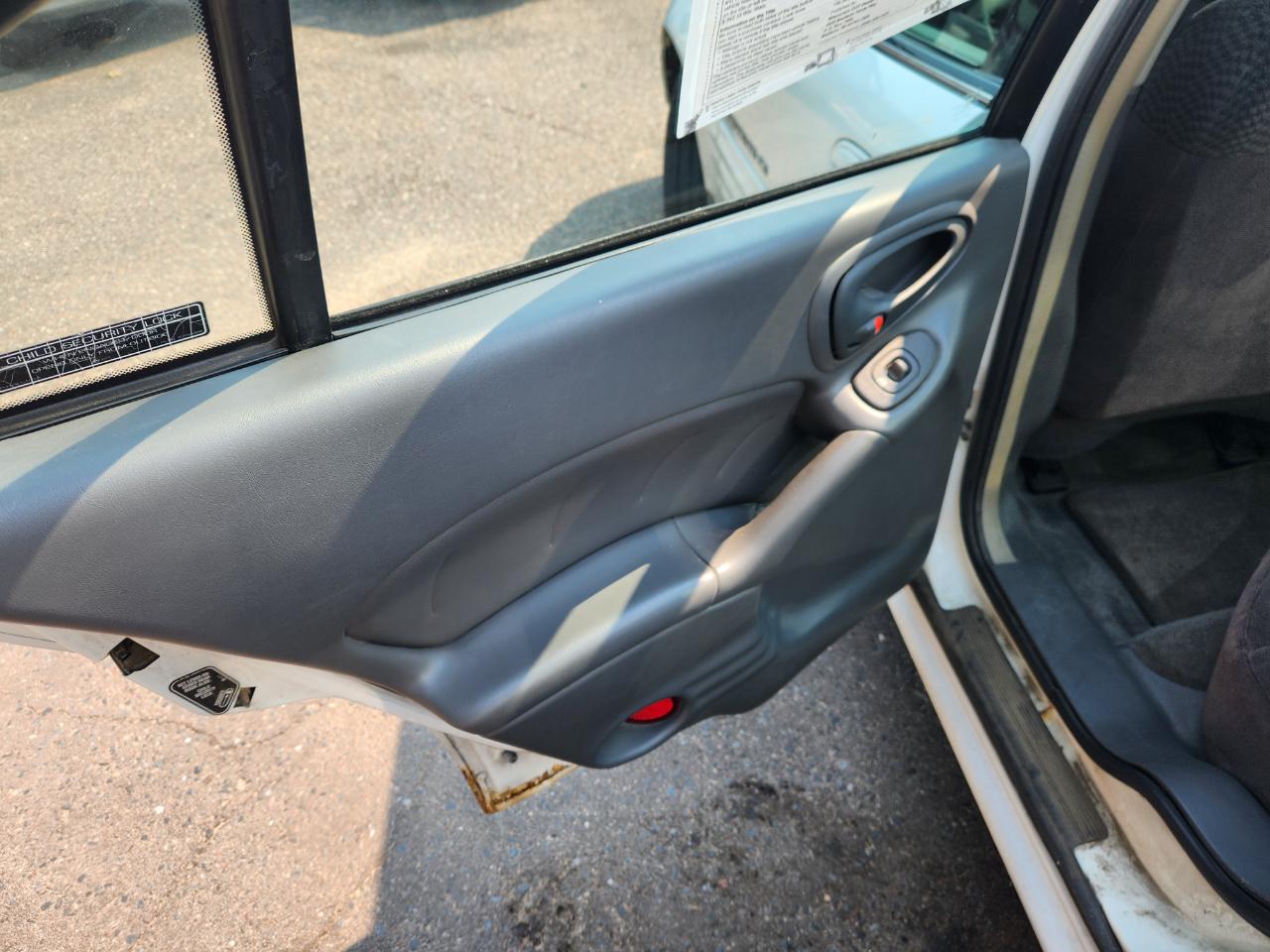 Pontiac Grand Am 4dr Sdn SE1 2001