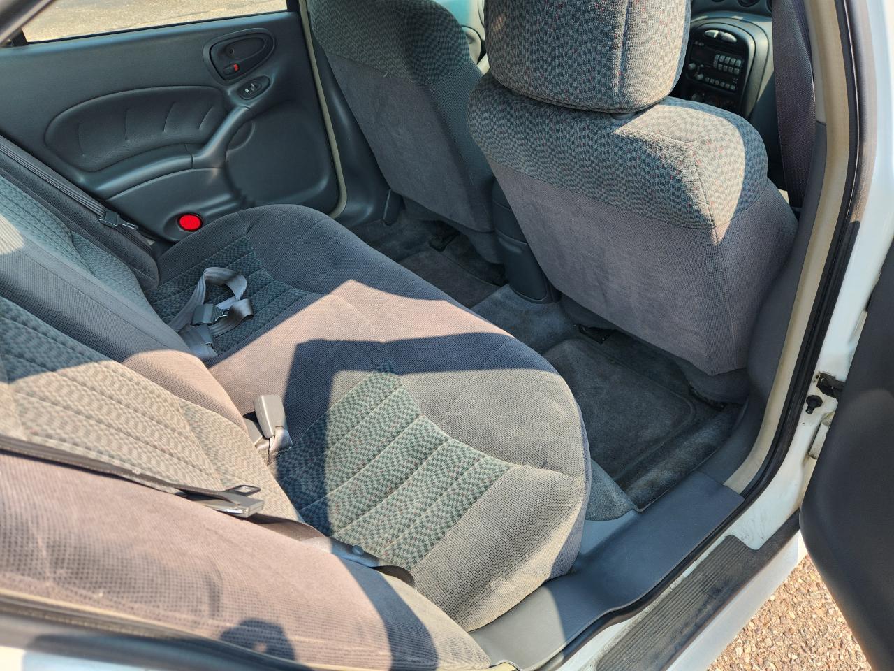 Pontiac Grand Am 4dr Sdn SE1 2001