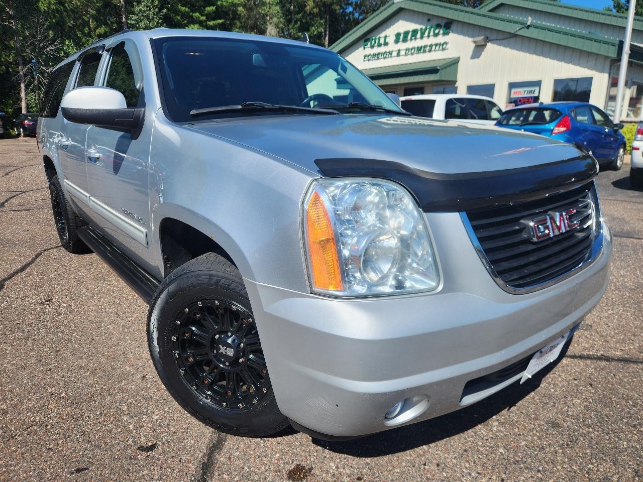 GMC Yukon XL 4WD 4dr 1500 SLT 2012