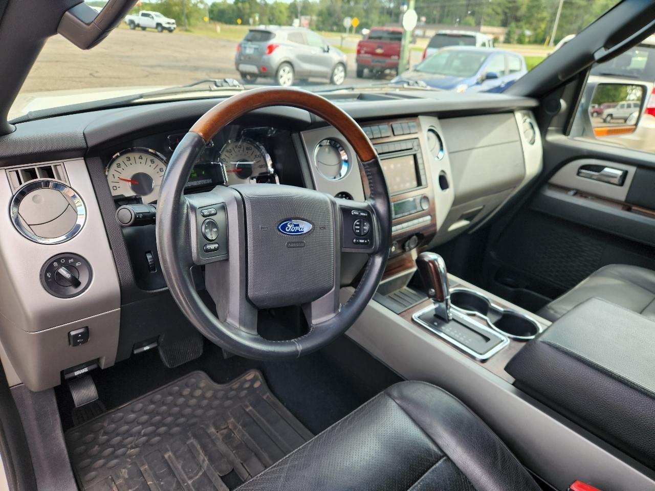 Ford Expedition EL 4WD 4dr Limited 2007