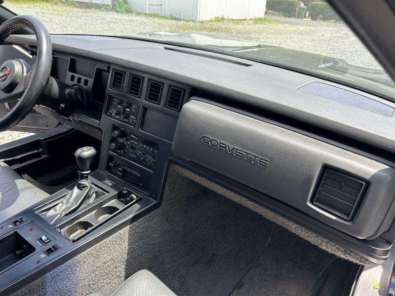 Chevrolet Corvette Convertible 1987