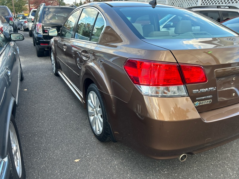 Subaru Legacy 2.5i Limited 2011 Subaru Legacy 2.5i Limited 2011