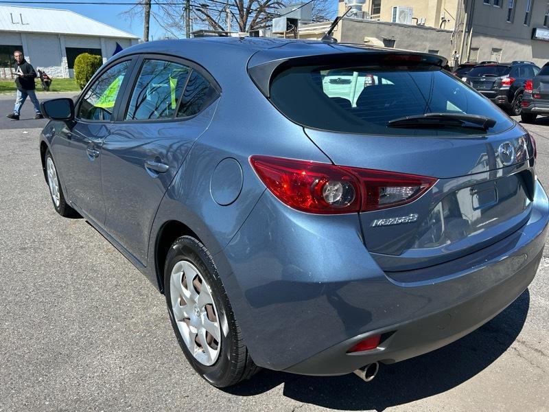 Mazda MAZDA3 i Sport AT 5-Door 2015