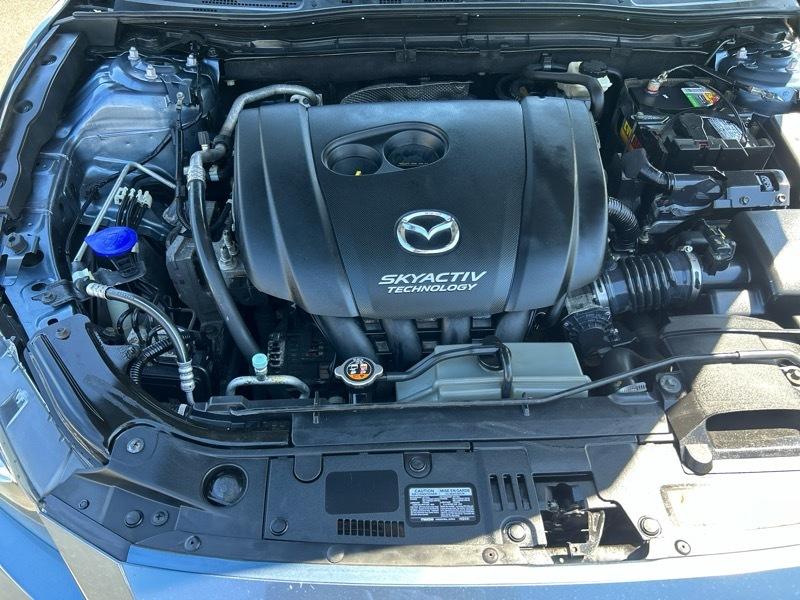 Mazda MAZDA3 i Sport AT 5-Door 2015