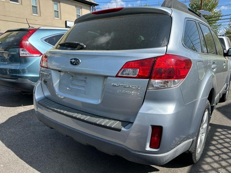Subaru Outback 2.5i Premium 2012