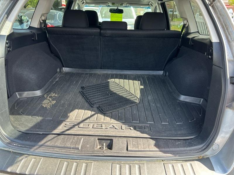 Subaru Outback 2.5i Premium 2012