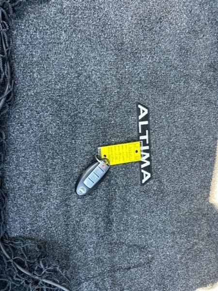 Nissan Altima 2.5 S Coupe 2010