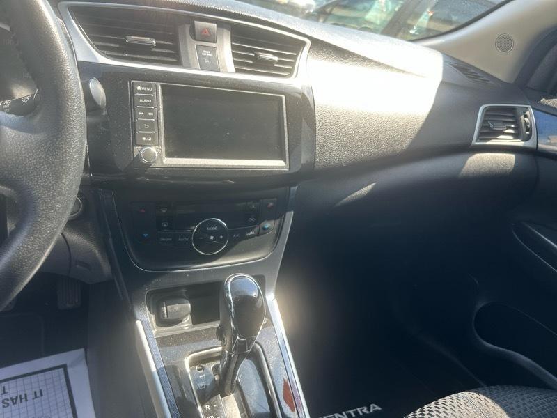Nissan Sentra S CVT 2019