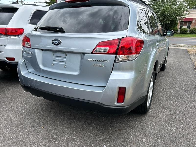Subaru Outback 2.5i Premium 2013