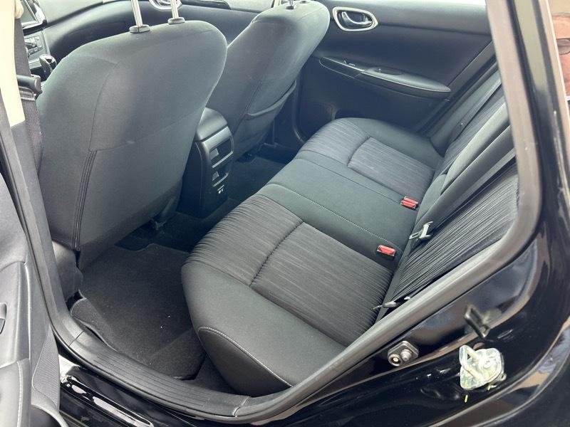 Nissan Sentra SV 4D Sedan 2019