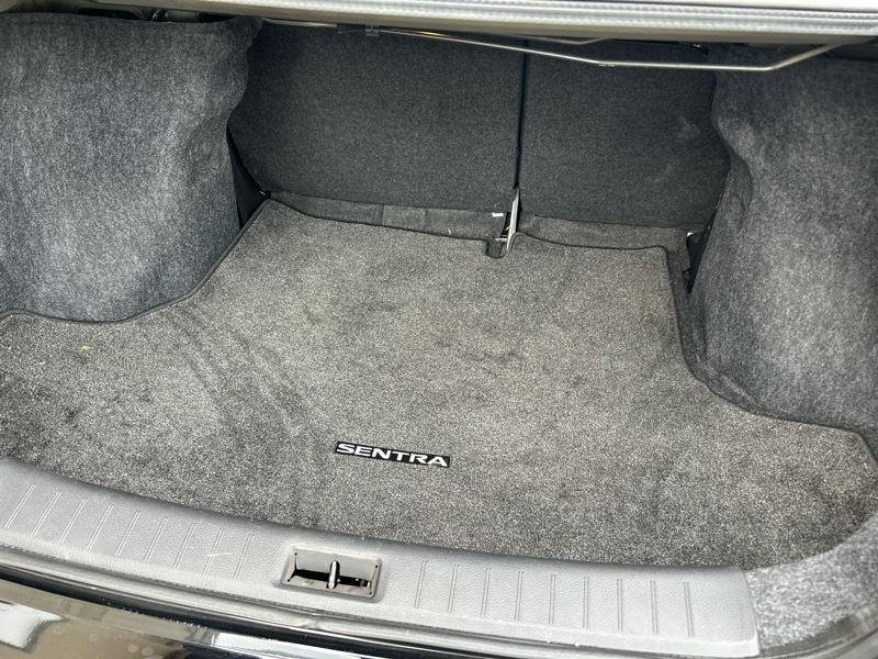 Nissan Sentra SV 4D Sedan 2019