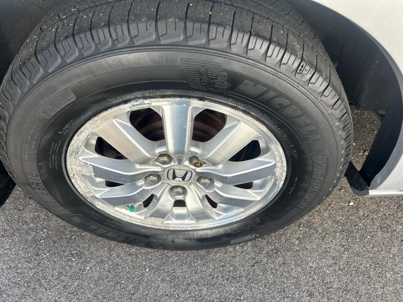 Honda Odyssey EX-L w/ DVD and Navigation 2010