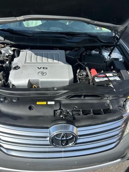 Toyota Avalon Base 2011
