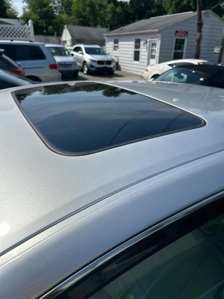 Toyota Avalon Base 2011