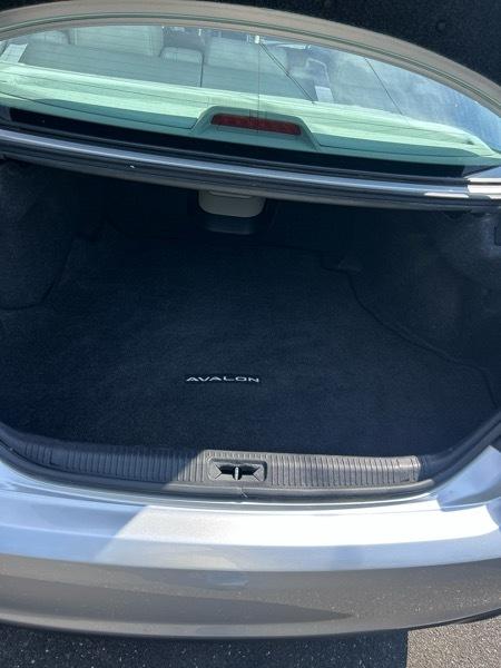 Toyota Avalon Base 2011