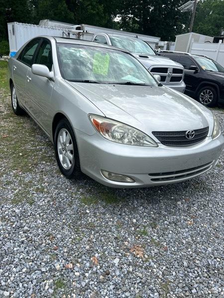 Toyota Camry XLE 4D Sedan V6 2003