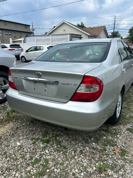Toyota Camry XLE 4D Sedan V6 2003