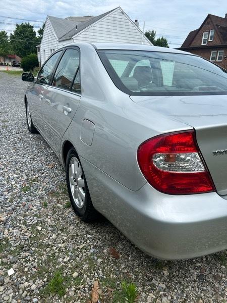 Toyota Camry XLE 4D Sedan V6 2003