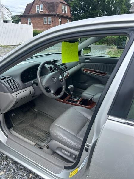 Toyota Camry XLE 4D Sedan V6 2003