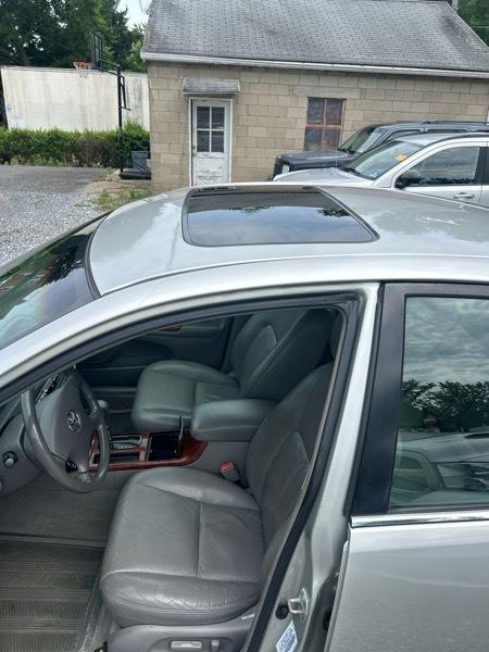 Toyota Camry XLE 4D Sedan V6 2003