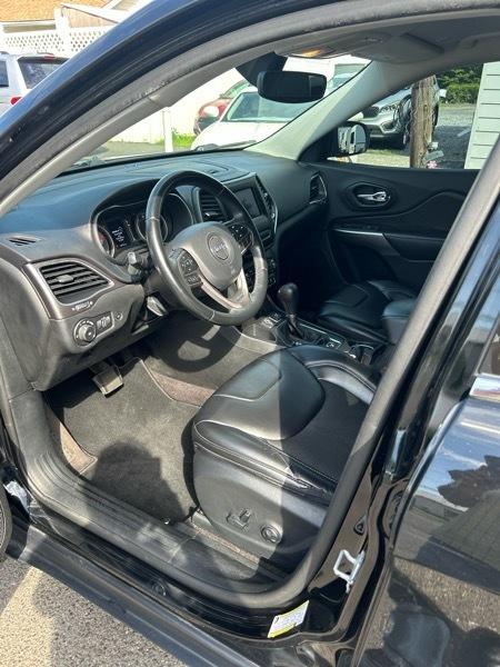 Jeep Cherokee Latitude Plus FWD 2019