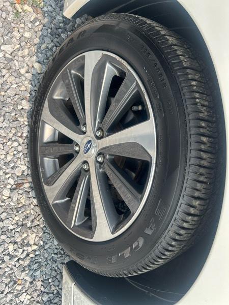 Subaru Legacy 2.5i Limited 2016