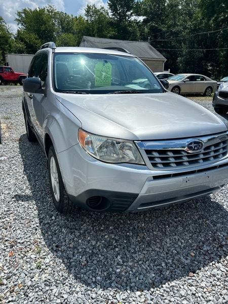 Subaru Forester 2.5X 2013