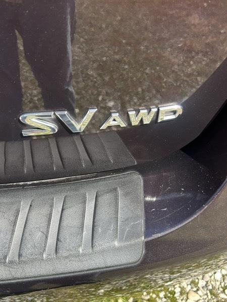 Nissan Rogue S AWD 2011