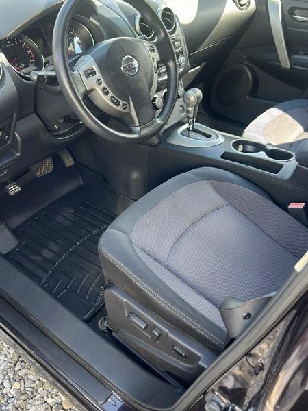 Nissan Rogue S AWD 2011