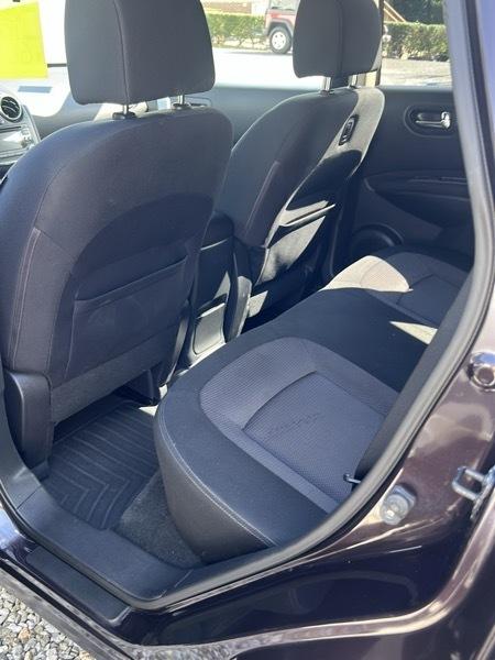Nissan Rogue S AWD 2011