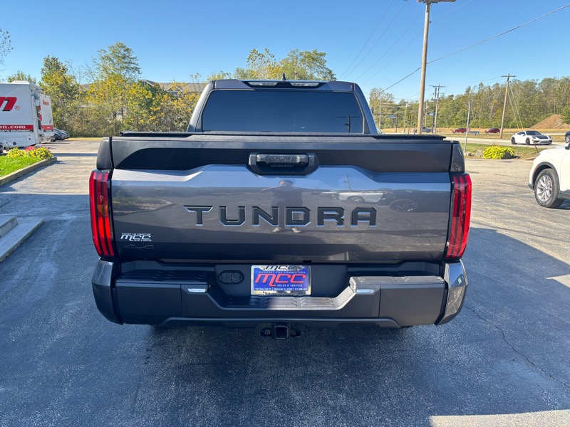 Toyota Tundra SR5 CrewMax 4WD 2025