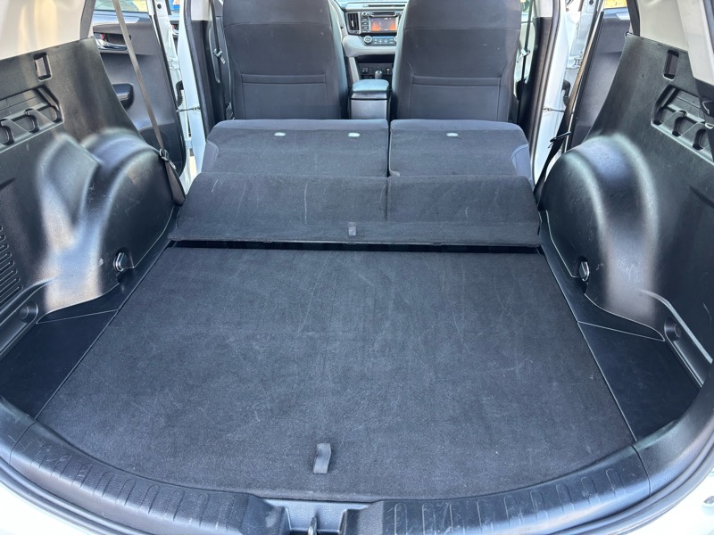 Toyota RAV4 XLE FWD 2016