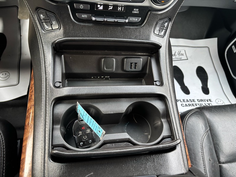 Chevrolet Suburban LTZ 1500 4WD 2015