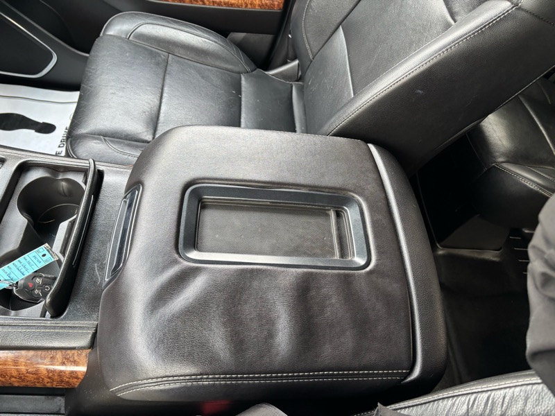 Chevrolet Suburban LTZ 1500 4WD 2015