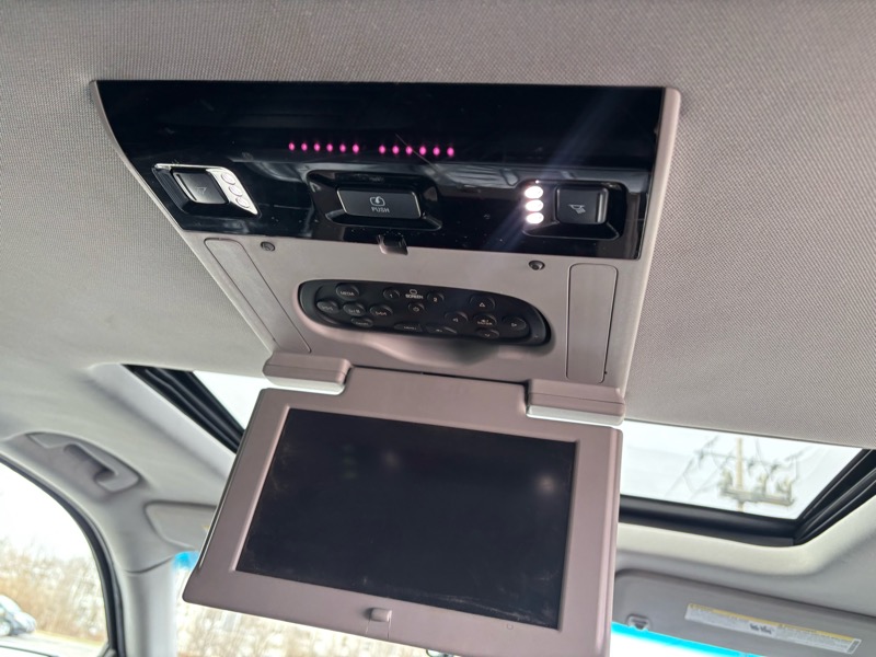 Chevrolet Suburban LTZ 1500 4WD 2015