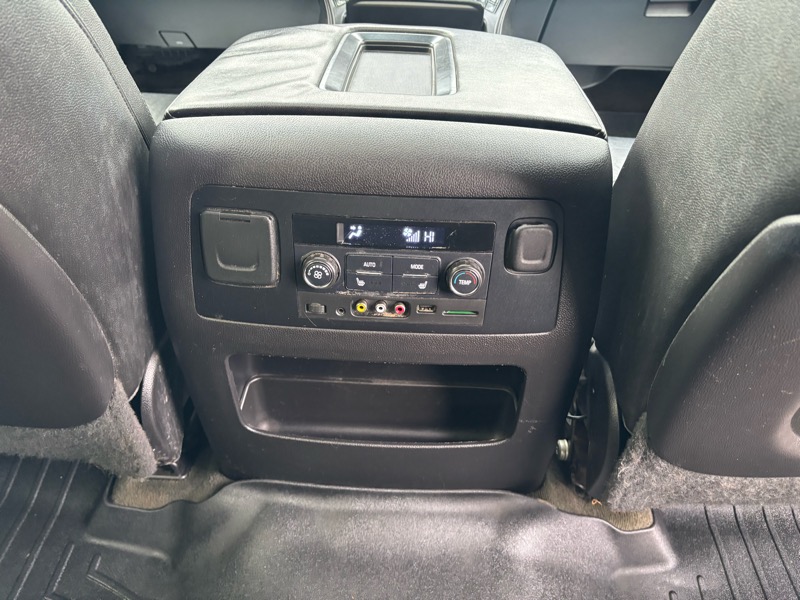 Chevrolet Suburban LTZ 1500 4WD 2015