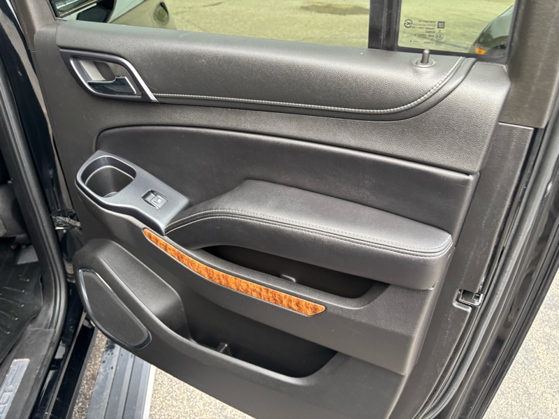 Chevrolet Suburban LTZ 1500 4WD 2015