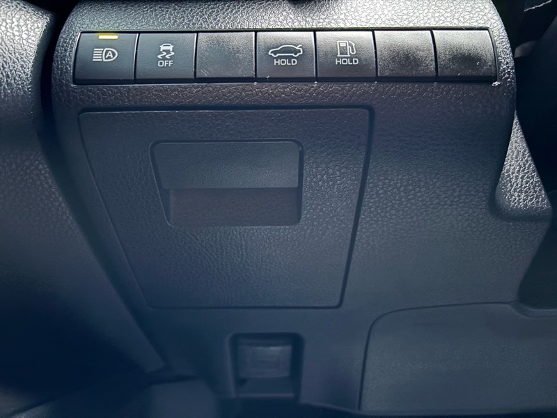 Toyota Camry SE 2021