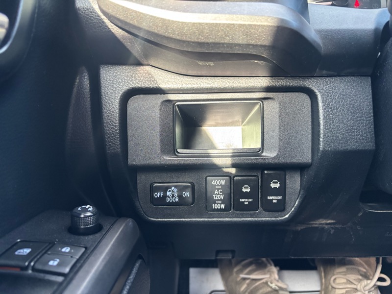 Toyota Tacoma TRD Off Road Double Cab 5' Bed V6 4x4 AT (Natl) 2019