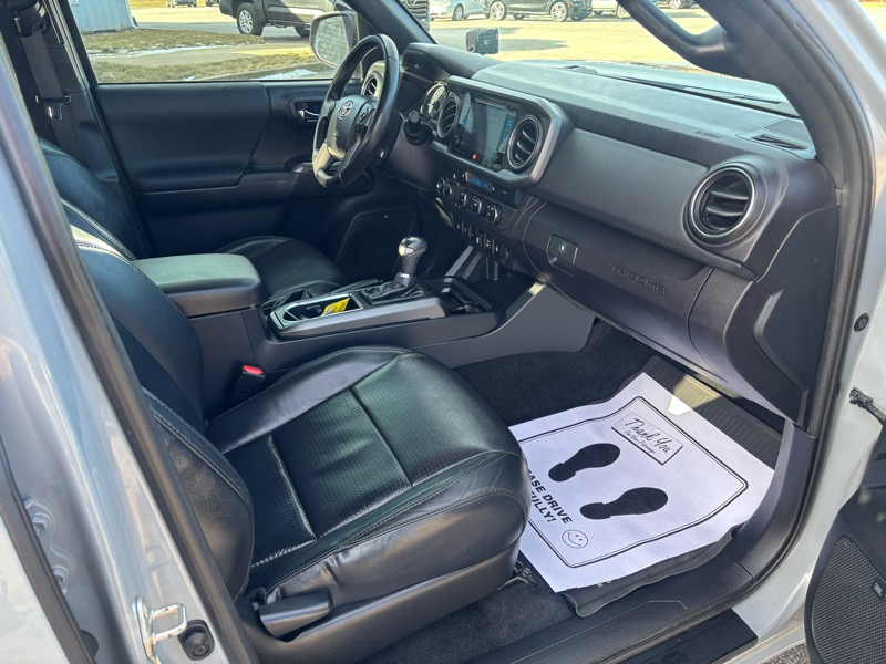 Toyota Tacoma TRD Off Road Double Cab 5' Bed V6 4x4 AT (Natl) 2019