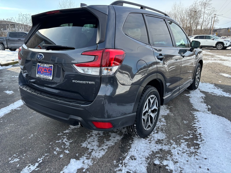 Subaru Forester Premium AWD 2021