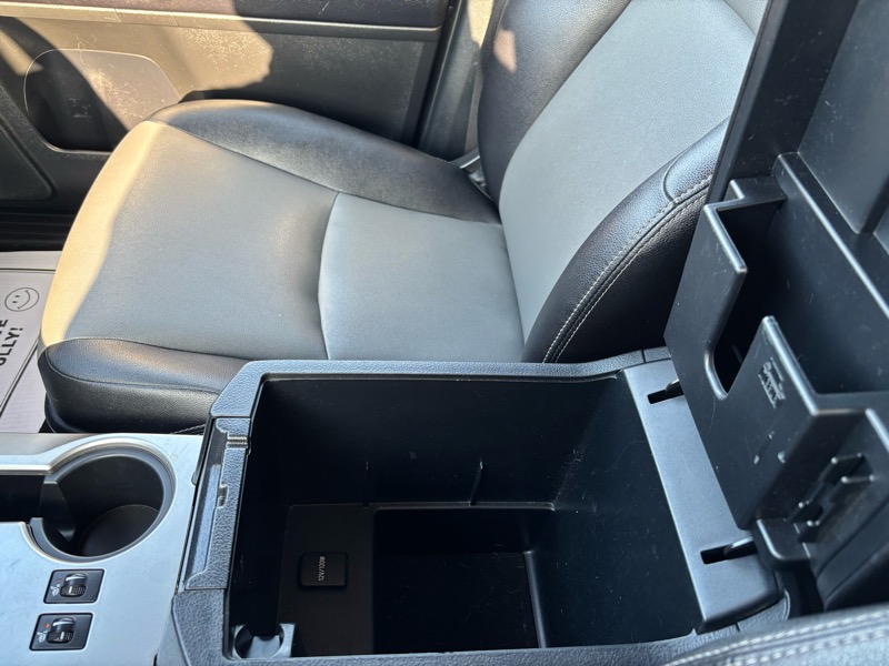 Toyota 4Runner SR5 4WD 2017