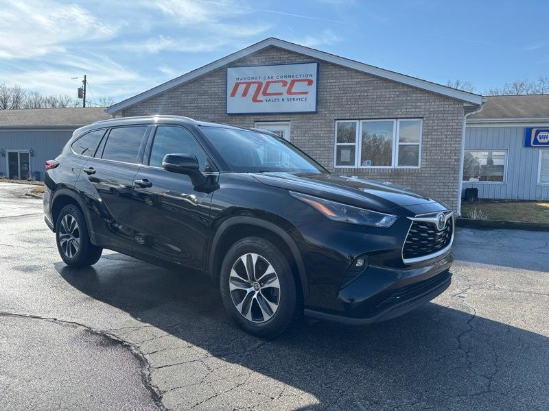 2022 Toyota Highlander Hybrid XLE