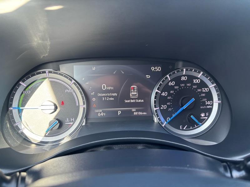 Toyota Highlander Hybrid XLE 2022