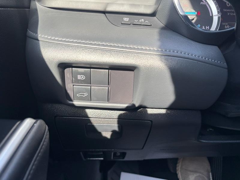 Toyota Highlander Hybrid XLE 2022