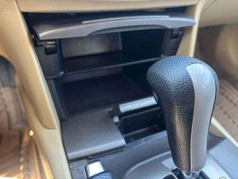 Honda Accord LX-P Sedan AT 2011