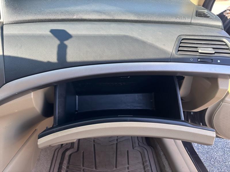 Honda Accord LX-P Sedan AT 2011