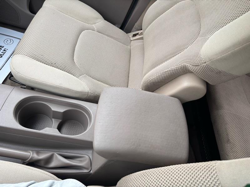 Nissan Frontier SE Crew Cab 2WD 2010